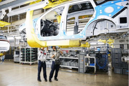 首創(chuàng)貴妃穿越沉浸式工廠直銷會圓滿結束 汽車銷售新模式的探索與突破